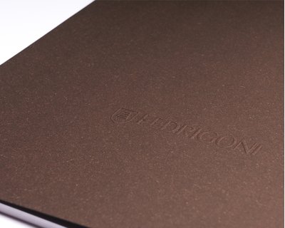 Schreibblock mit schokobraunfarbenem Deckblatt - DIN A4