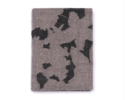 designbooks FASHION - gefertigt aus exklusivem Designerstoff