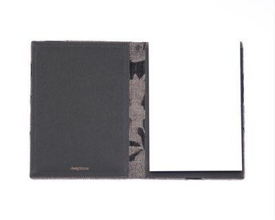 designbooks FASHION - gefertigt aus exklusivem Designerstoff